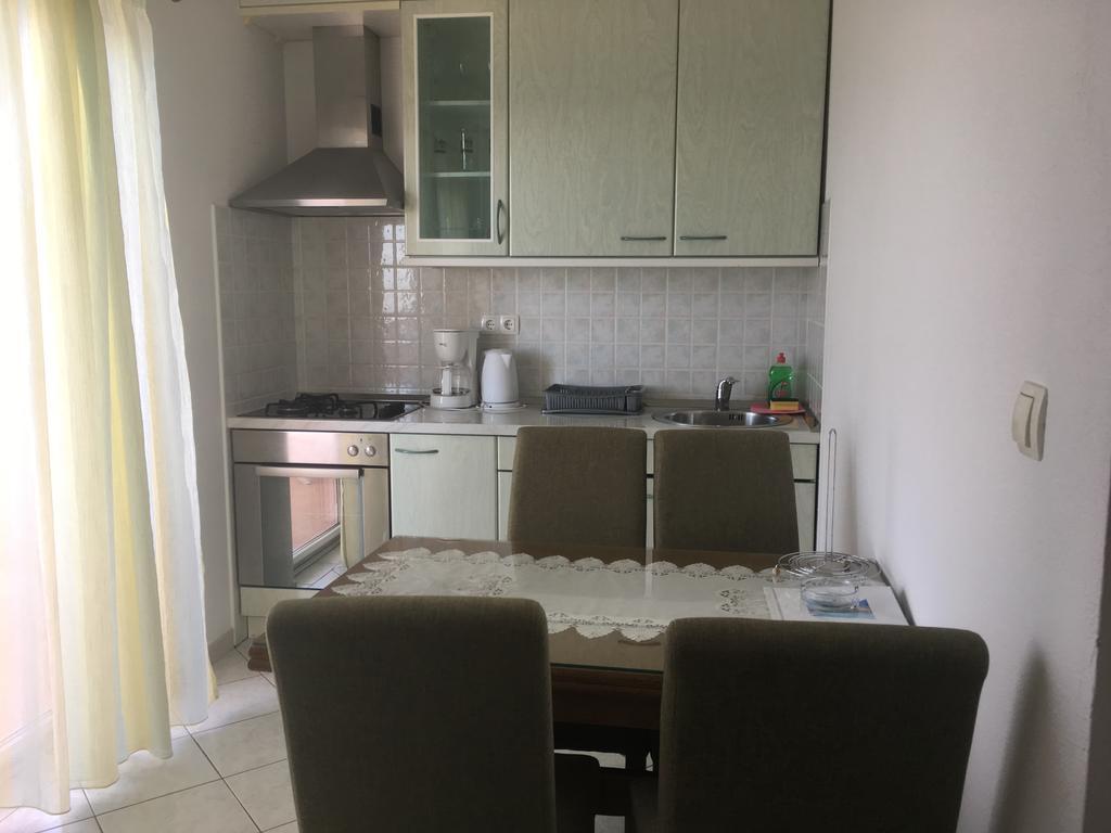 Apartments Lucija Seget Vranjica Exteriér fotografie